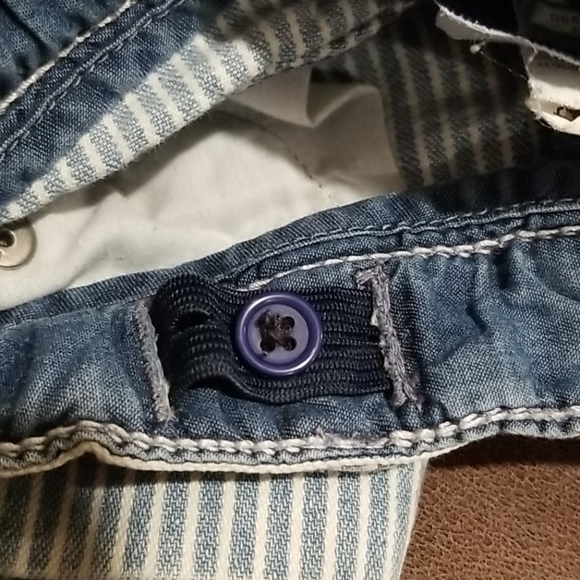 Jacadi Paris 2T Nautical Striped Shorts - Picture 6 of 7